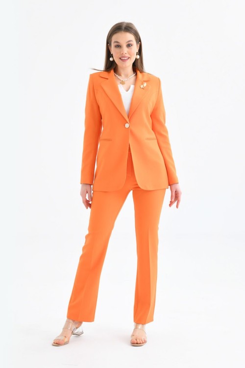 Broş Detay Gold Düğmeli Atlas Kadın Takım Elbise Turuncu