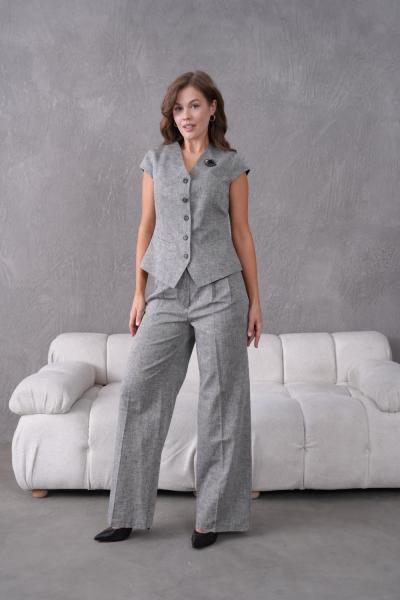 Broşlu Keten Yelekli Kadın Takım Elbise Siyah