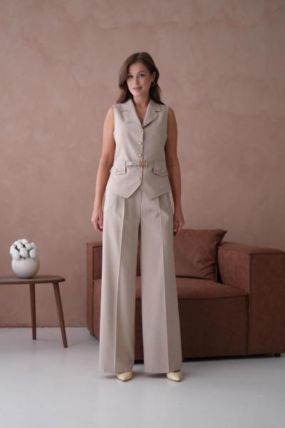 Çizgili Desen Yelekli Kadın Takım Bej