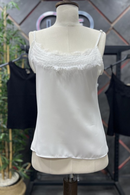 Dantelli Ceket İçi Buluz