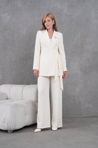 Kuşaklı Kuşaklı Ceket Bol Paça Pantolonlu Kadın Takım Ekru