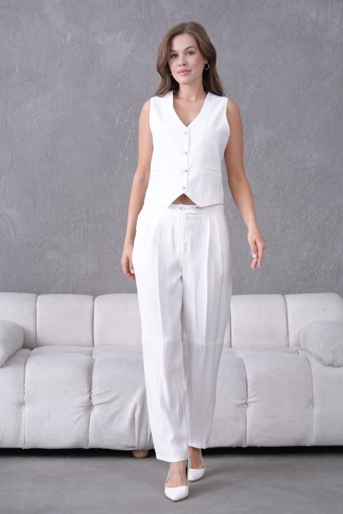 Modal Kumaş Yelekli Kadın Takım Elbise Beyaz