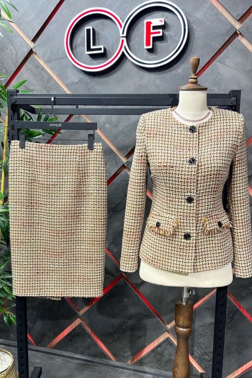 Simit Yaka Etekli Kadın Takım Elbise Taba