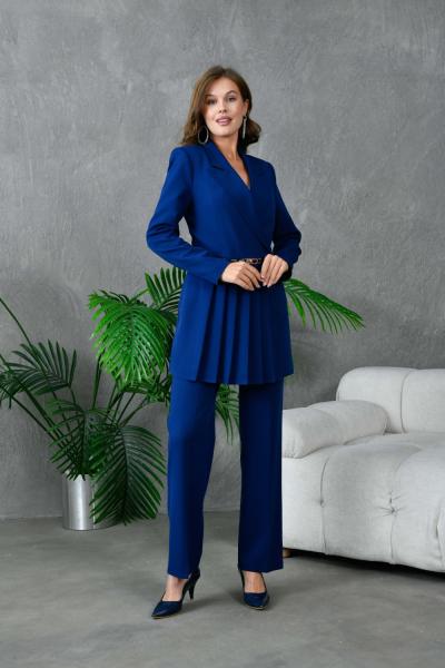 Toka Detaylı Pileli Kadın Takım Elbise Lacivert