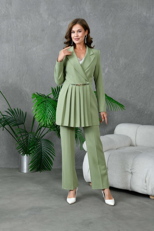 Toka Detaylı Pileli Kadın Takım Elbise Yağ Yeşili