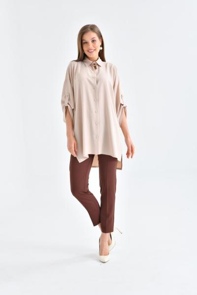 Yaka Broşlu Gömlekli Kadın Takım Bej