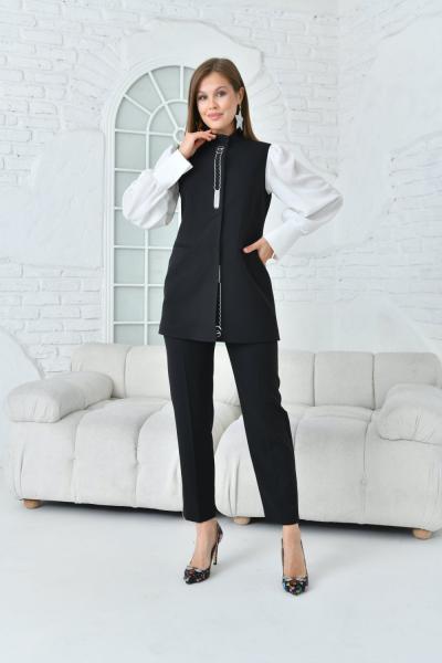 Yaka Taş İşlemeli Çıtçıtlı Yelekli Kadın Takım Siyah