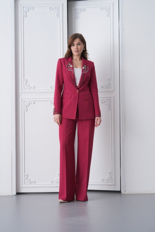 Yaka ve Kol Taş Taş İşlemeli Kadın Takım Elbise Bordo