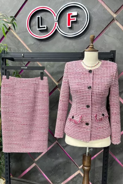 Simit Yaka Etekli Kadın Takım Elbise Fuşya